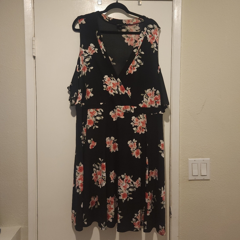 Torrid Black Floral Midi Dress